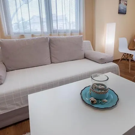 Serenity Apartment *